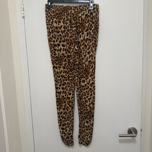 Happening In the Present Leopard Print Pants - Picture 4 of 6